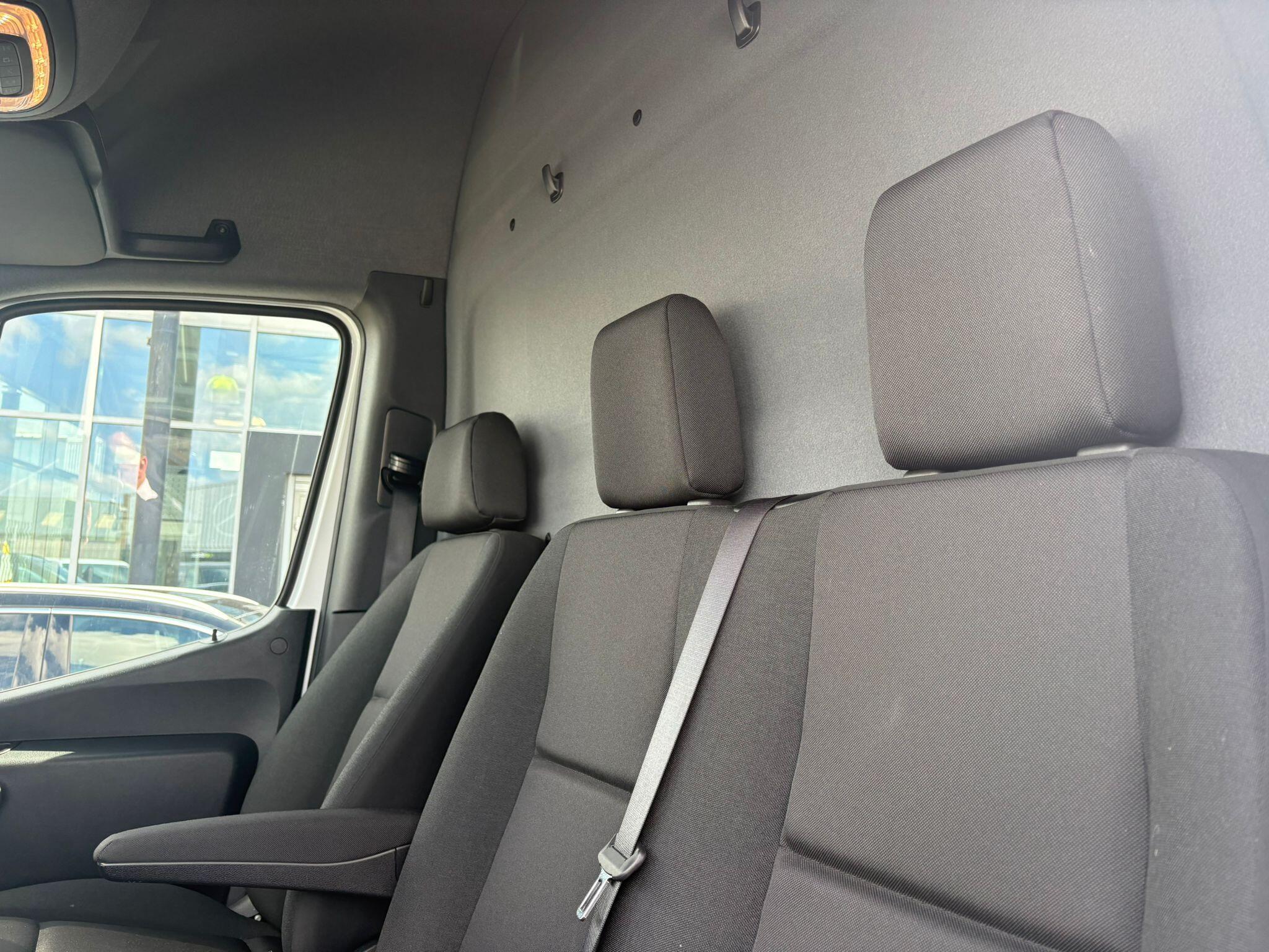Mercedes-Benz eSprinter